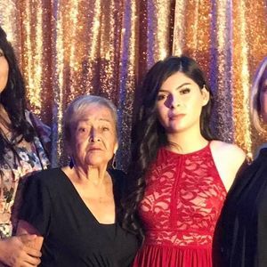 Meet your Posher, Francisca